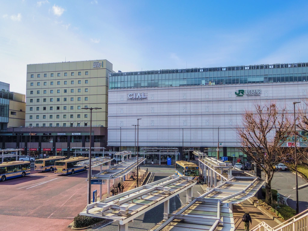 JR鶴見駅